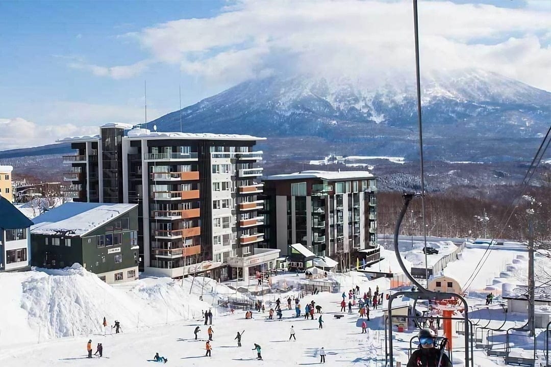 Alpen Ridge: Niseko's Ideal Ski-In/Ski-Out Apartments for Family and ...